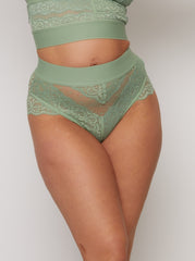 Francine / Gia Thong : Basil Green